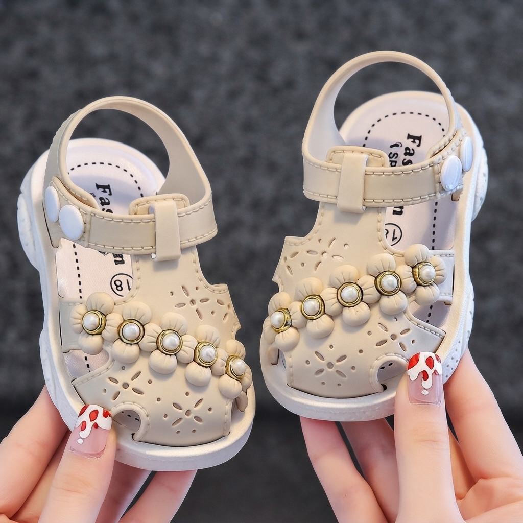 Baby Girl Closed-Toe Flower Princess Walking Sandals (0-3 Years)