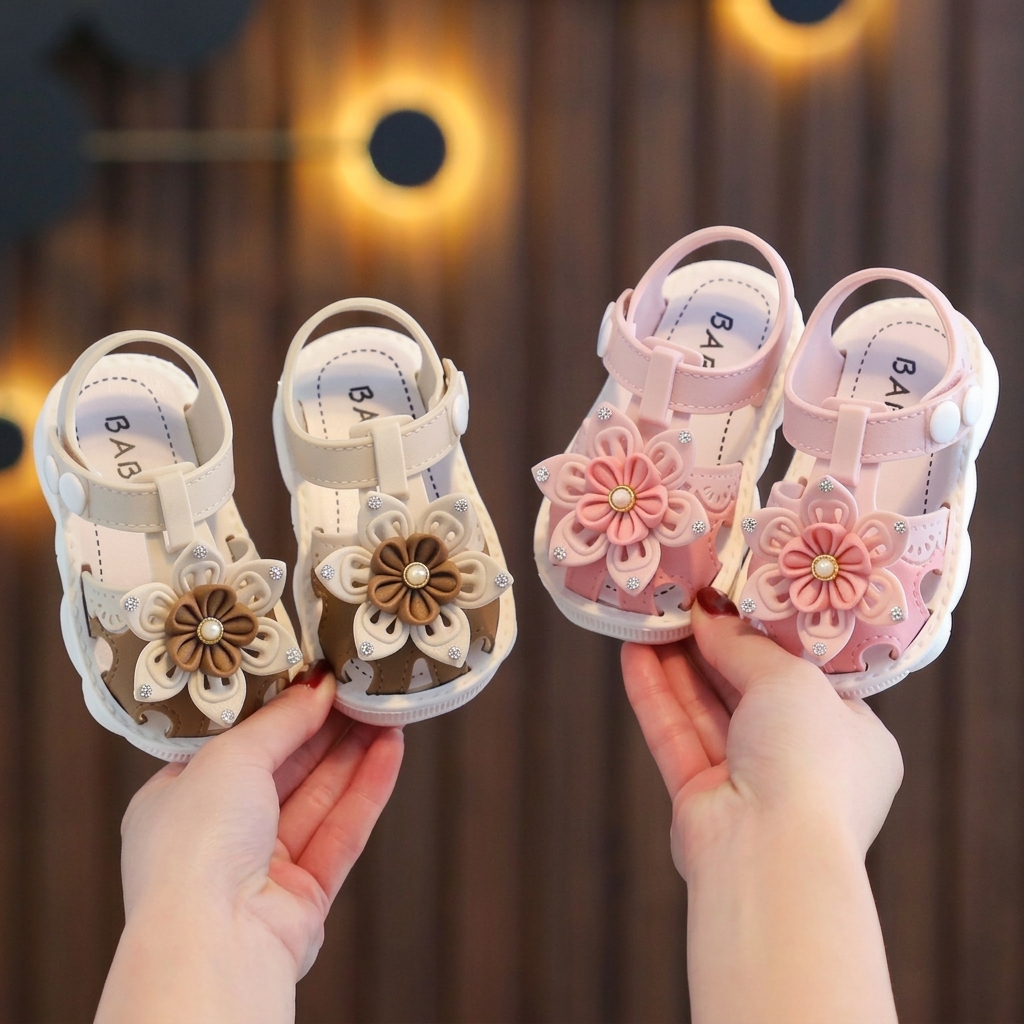 Kids Elegant Closed-Toe Flower & Bow Sandals thumbnail 10